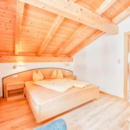 Garni Schmiedhof Bed & Breakfast Naturns
